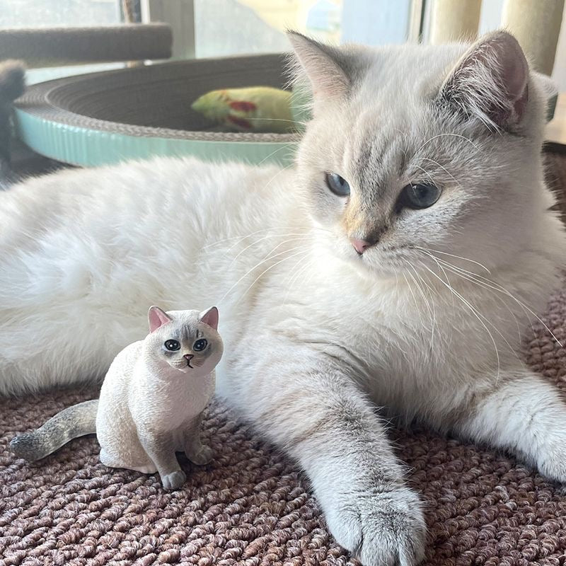 Custom Hand-Painted Pet Plaster Full-Body Sculpture