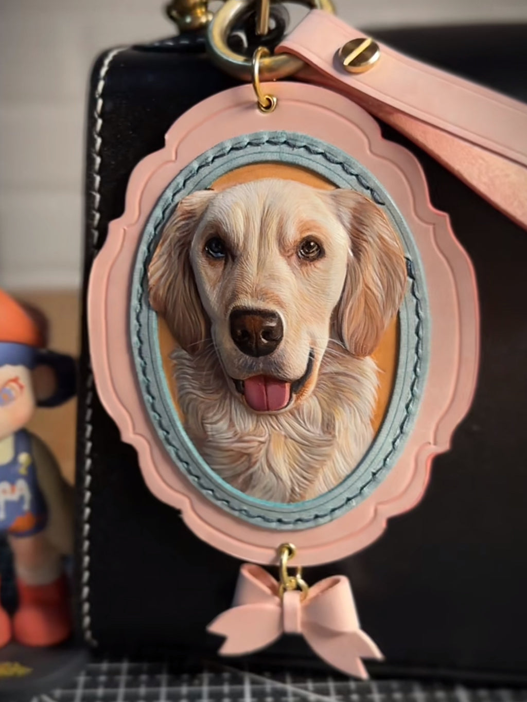 Master-Crafted Custom Pet Portrait Leather Plaque