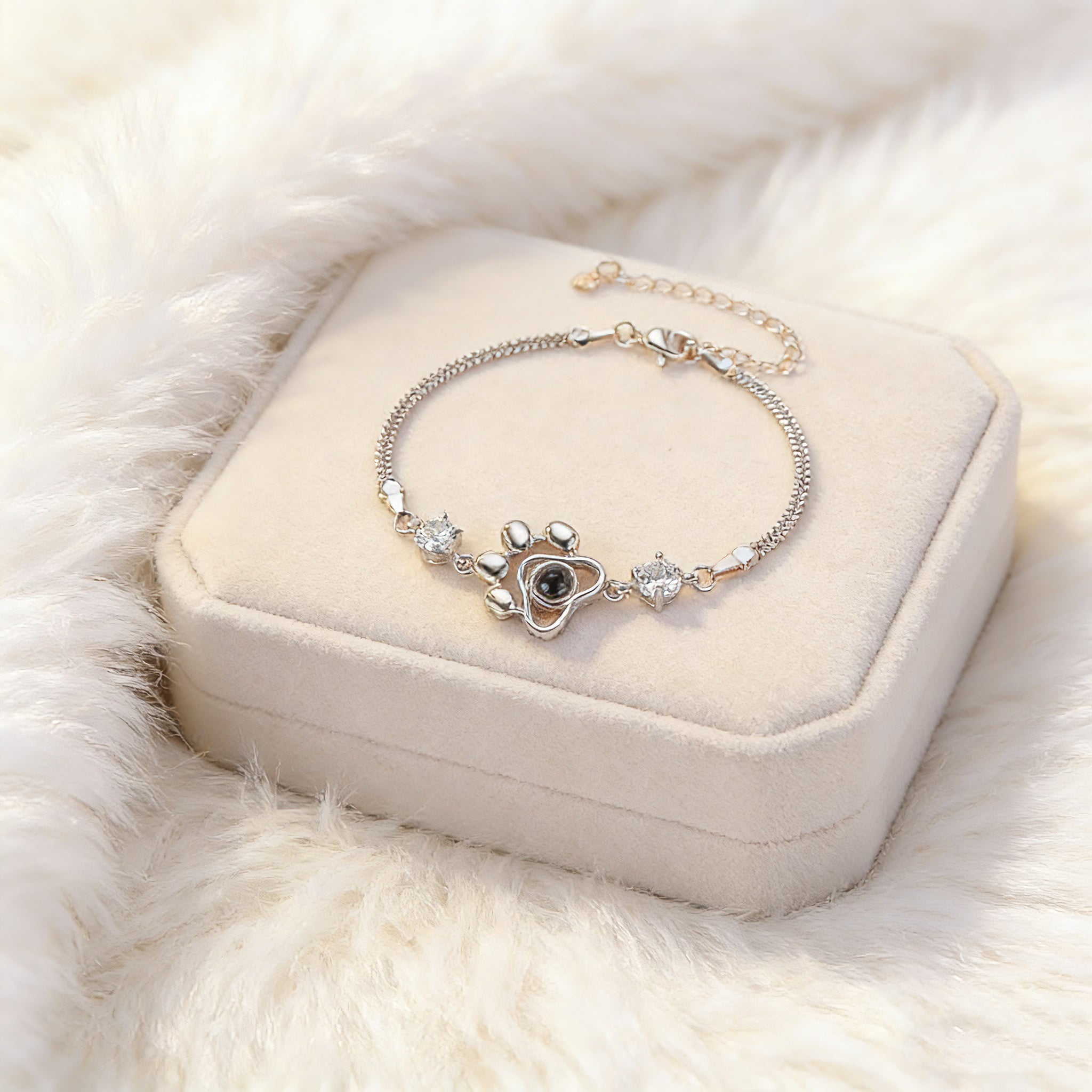 「Warmth in the Paw」Custom Projection Bracelet
