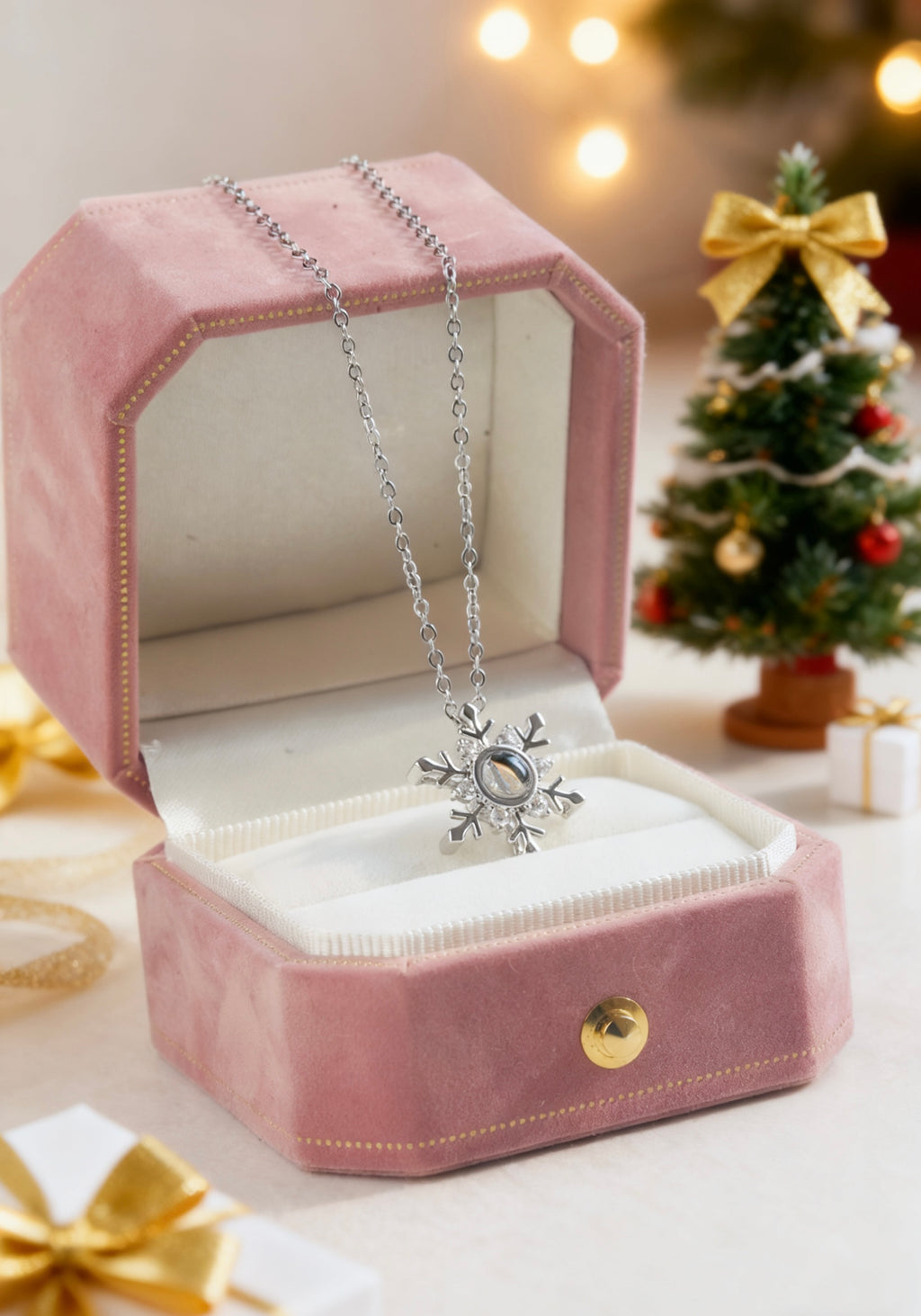 「Snowflake Christmas Miracle 」 Custom Projection Necklace